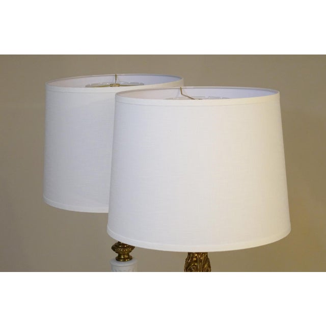 1960s Stiffel Neoclassical Hollywood Regency Porcelain Composite Style Column Marble Brass Table Lamps - a Pair For Sale - Image 12 of 13