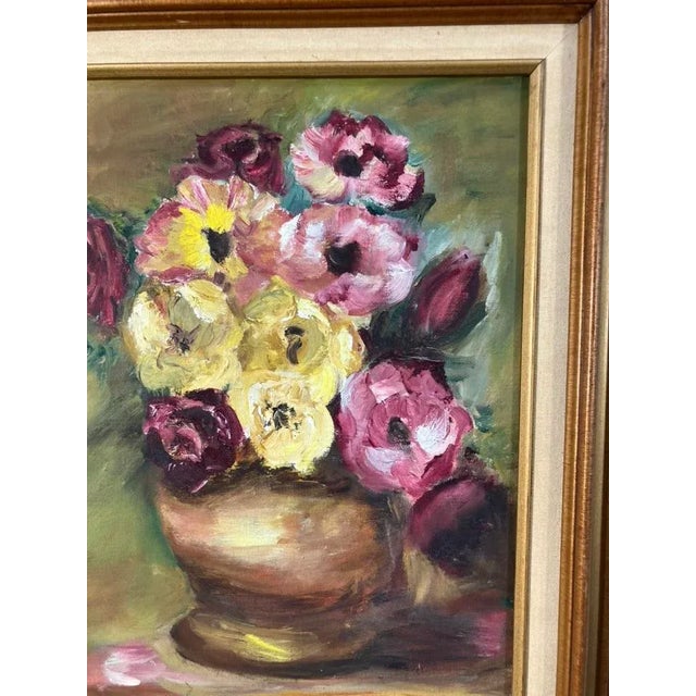 Mid 20th Century Vintage Pink and Yellow Floral Still Life Painting by M. DeHart – Mid-Century Oil on Canvas For Sale - Image 5 of 7