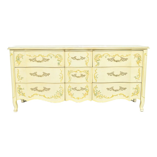 Drexel Heritage French Provincial Louis XV Cream Lacquered Paint-Decorated Triple Dresser or Credenza, 1970s For Sale