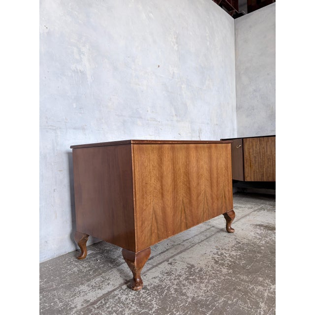 Vintage Walnut Blanket Box from Sutcliffe of Todmorden For Sale - Image 5 of 9