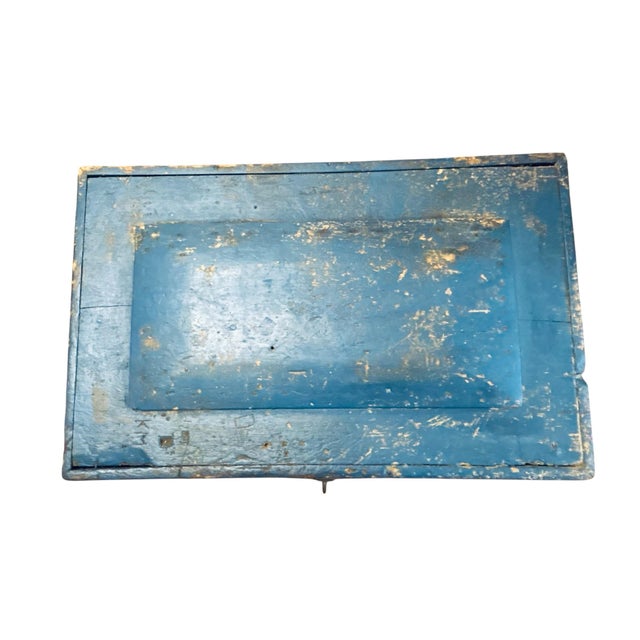 Early 20th Century Antique American Primitive Painted Wooden Trunk For Sale - Image 5 of 10