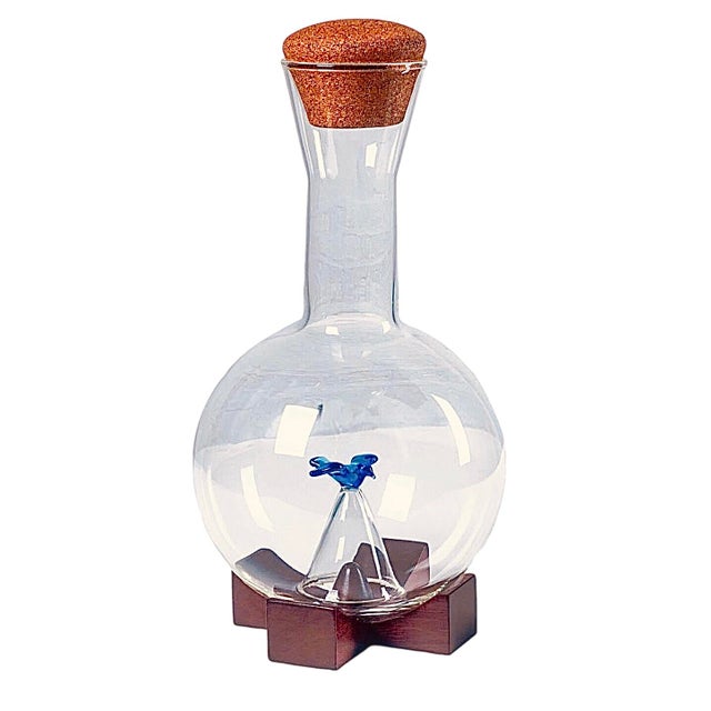 Vintage 1990s Post Modern Swid Powell Insp Michael Graves Memphis Handblown Glass Wine Decanter With Blue Bird Aerator Alessi Italy For Sale In Tampa - Image 6 of 6