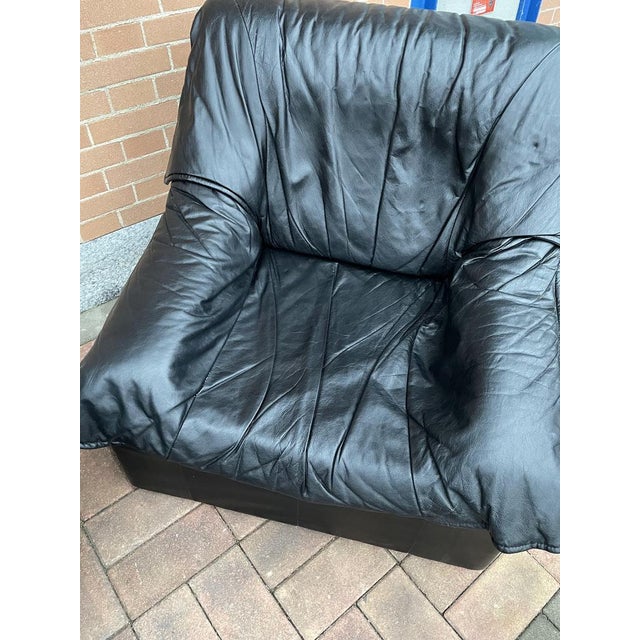 Set of Armchairs in Black Leather, Italy, 1980s For Sale - Image 14 of 18