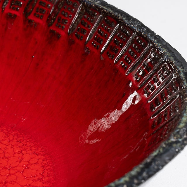 Mid-Century Modern 1970s France Mid-century Modern Rose Ceramic Serving Bowl For Sale - Image 3 of 15