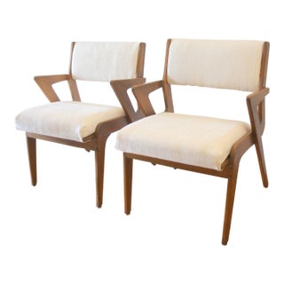 Mid Century Modern Pair of Poul Jensen Style Z Chairs For Sale