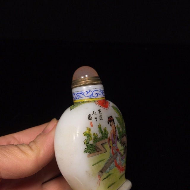 Late 20th Century Late 20th Century Hand-Painted Liuli Glass Snuff Bottle With Maiden & Guqin Scene, Qianlong Mark For Sale - Image 5 of 9