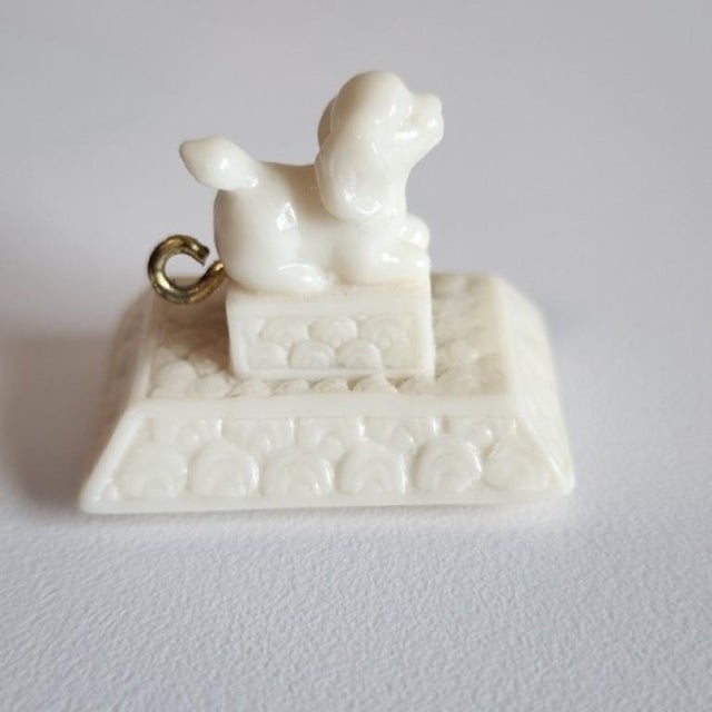 Vintage 1980s Nini "Oriental Garden" Faux Ivory Teapot For Sale In Los Angeles - Image 6 of 15