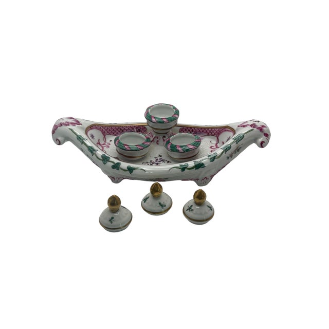 Porcelaine de Paris French Bloch Porcelaine De Paris Gondola Porcelain Triple Ink Well For Sale - Image 4 of 13