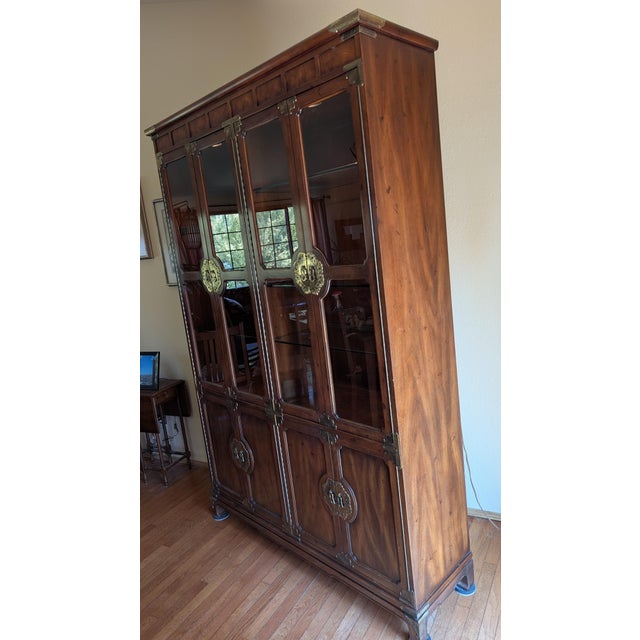 Vintage 1981 Henredon Asian Inspired China Cabinet For Sale - Image 14 of 18