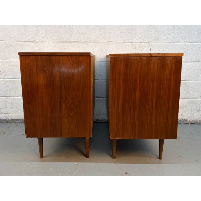 Mid-Century Modern Mid 20th Century Walnut Sculpted Pull Three Drawer Dresser Pair For Sale - Image 3 of 11