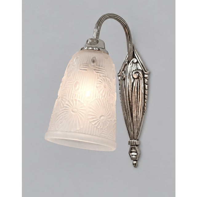 Art Deco Lorrain Daum Set of Three French Art Deco Floral Nickel Bronze Wall Sconces - 1930s For Sale - Image 3 of 10