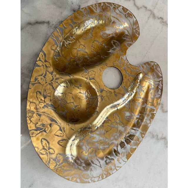 Mid-Century Modern Vintage Mid-Century Modern Glass Artist Palette Serving Platter Gold Gilt Floral Tray For Sale - Image 3 of 9