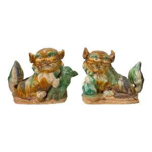 Pair Chinese Tri Color Glaze Ceramic Fengshui Fu Dog Figures