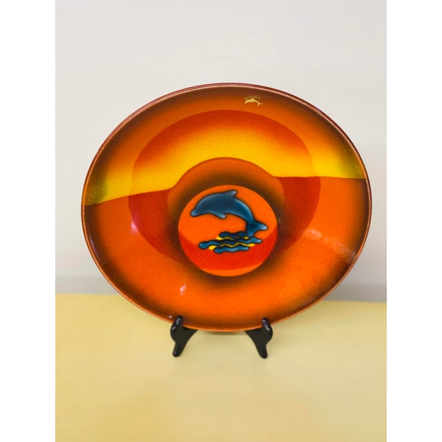 Modern Vintage Limited Edition Hand Painted Poole Pottery of England Collector’s Plate For Sale - Image 3 of 10