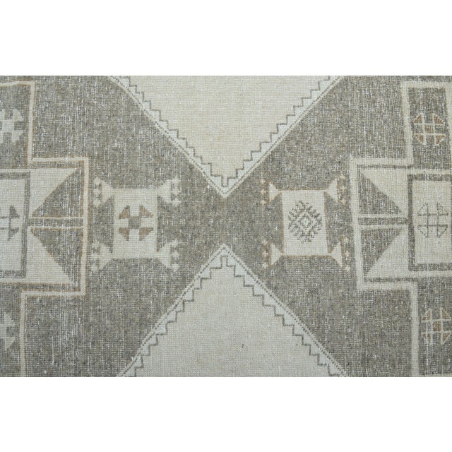 1970s Vintage Handmade Wool Cotton Beige Area Rug For Sale In San Francisco - Image 6 of 11