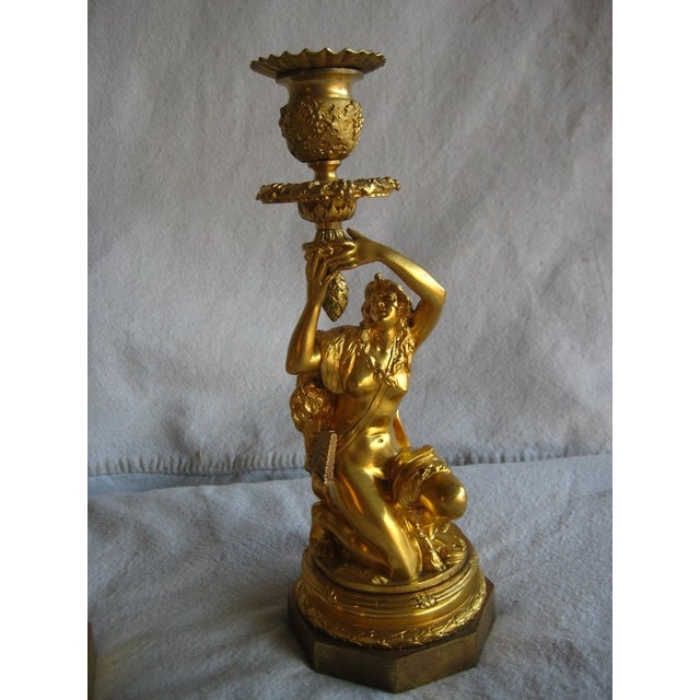French Mid 19th Century Pair of French Napoleon III Gilded Bronze Candlestick For Sale - Image 3 of 13