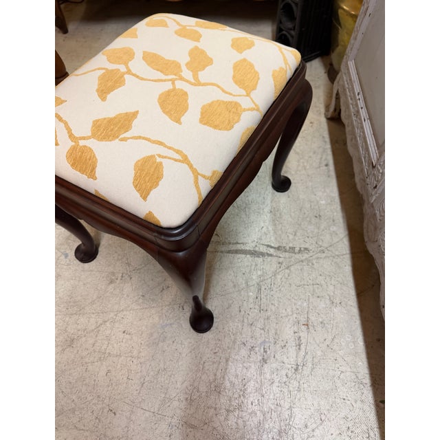 Vintage Queen Anne Style Footstool Features Dark Wood Cabriole Legs With Pad Feet and an Off-White Cushion Upholstered in a Yellow Leaf Pattern For Sale In Dallas - Image 6 of 8
