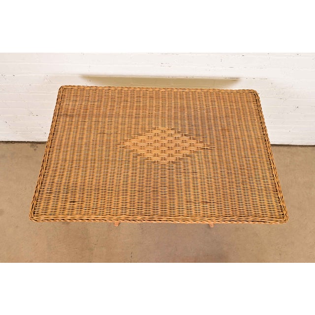 Late 20th Century Ralph Lauren Safari Collection Organic Modern Woven Wicker Rattan Nightstand or Side Table For Sale - Image 5 of 12