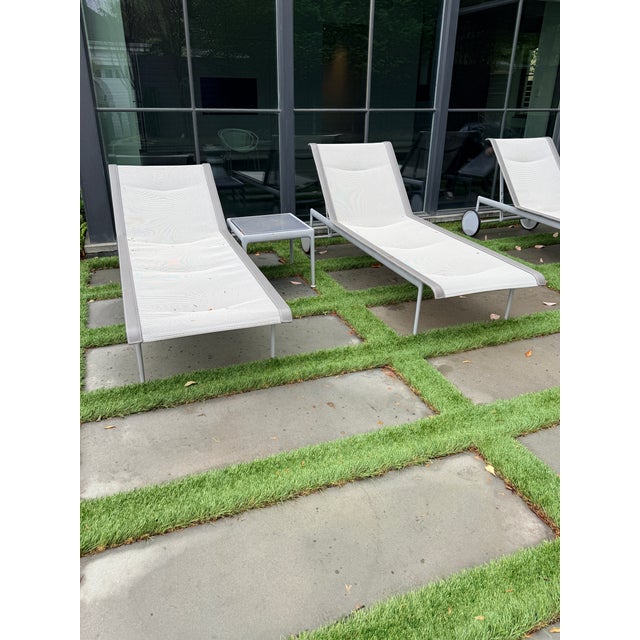 Pair Richard Schultz for Knoll 1966 Chaises Plus Side Table —Two Sets Available For Sale - Image 13 of 14