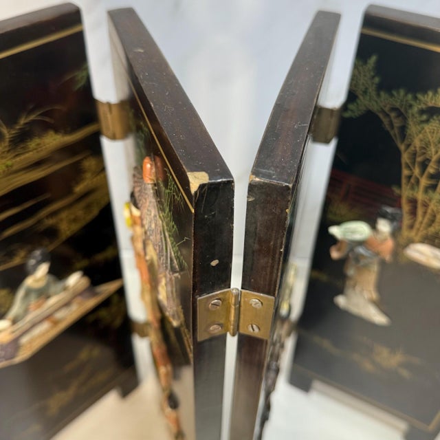 Black Vintage Japanese Lacquer & Hardstone Tabletop Screen (Dual-Sided) For Sale - Image 8 of 9