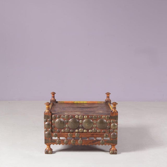 This charming 1930s tea table, crafted in the Punjab style and originating from the region of Pakistan and India, is a...