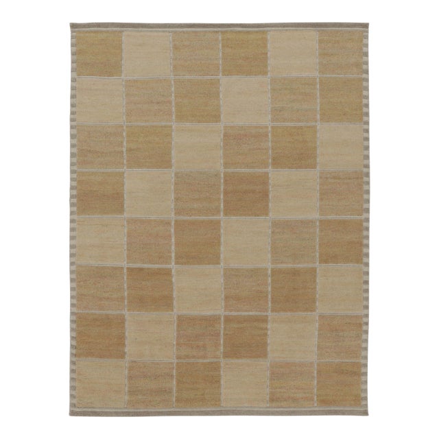 Rug & Kilim’s Scandinavian-Inspired Rug, Geometric Pattern in Gold and Beige For Sale