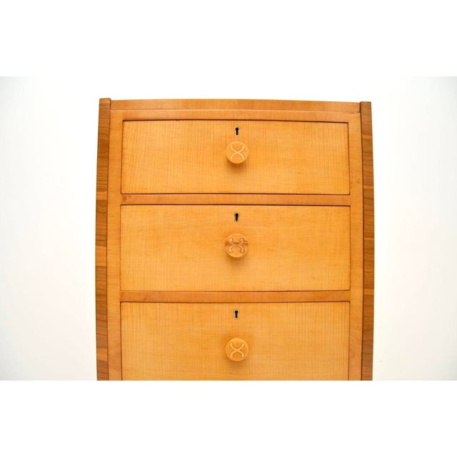 Art Deco Sycamore Chest of Drawers from Hille, 1920s For Sale - Image 9 of 11