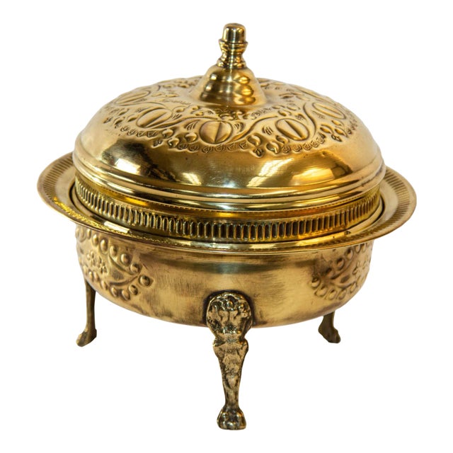 1940s Antique Round Moroccan Brass Serving Dish With Dome Lid and Paw Lion Feet. For Sale