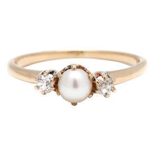 Antique Pearl & Diamond Ring, 14k Yellow Gold, Ring Size 4.75 For Sale