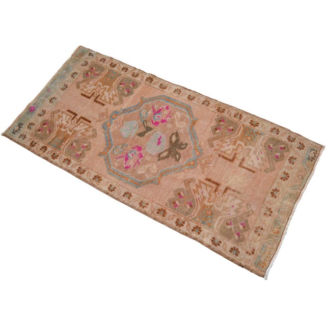 Peach 1970s Small Rug, Entryway Rug, Bath Mat, Kitchen Decor, Turkish Rug, Doormat 1'10" X 3'10" For Sale - Image 8 of 18