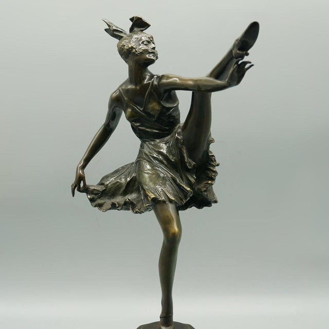 Bruno Zach, Art Deco High Kick Sculpture, 1920s-1940s, Bronze For Sale - Image 4 of 10