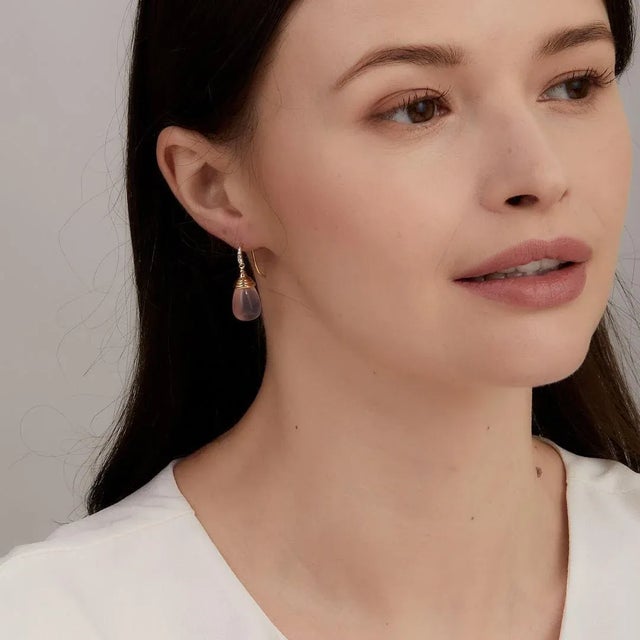 Syna Yellow Gold Rose Quartz Drop Earrings with Diamonds, a Pair For Sale - Image 4 of 5