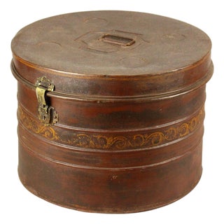 19th C. Victorian Tin Tole X-Large Hat Box W Lock 23" X 16.5" For Sale