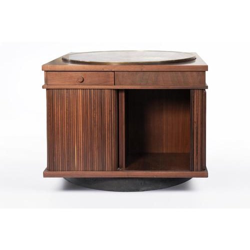 Brown Rotating Storage Unit in Wood and Brass for Bernini, Italy, 1960s For Sale - Image 8 of 9