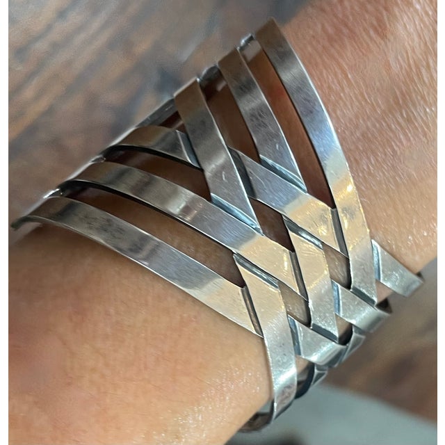 Late 20th Century Modernist Geometric Woven Sterling Silver Cuff 79 Grams For Sale - Image 5 of 10