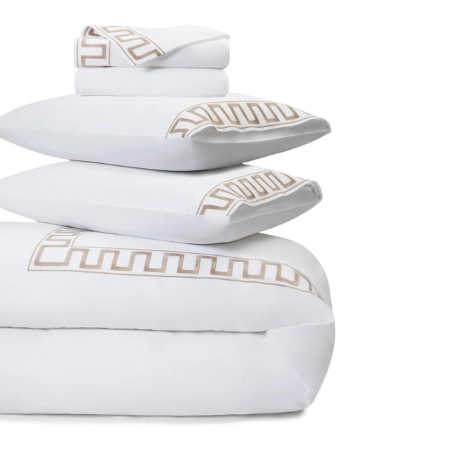 Designed in collaboration with Elements of Style author and interior designer, Erin Gates. Made from our signature blend...