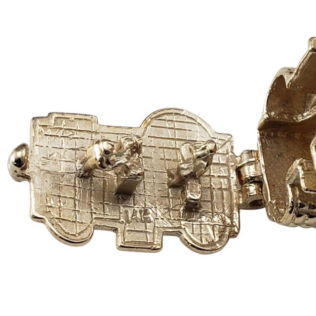 Mid 20th Century 14k Yellow Gold Pot and Piddle Articulating English Pub Charm For Sale In New York - Image 6 of 7