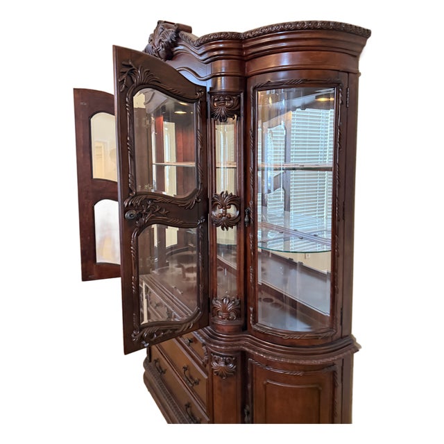 Traditional Ornate Carved Wood China Cabinet / Curio Display Hutch For Sale