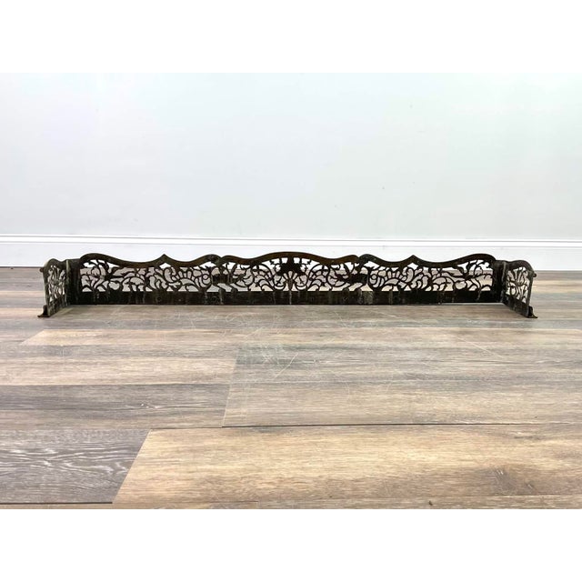Late 19th Century Late 19th Century Late Victorian Brass Fireplace Fender With Pierced Dragon & Foliage Fretwork For Sale - Image 5 of 14