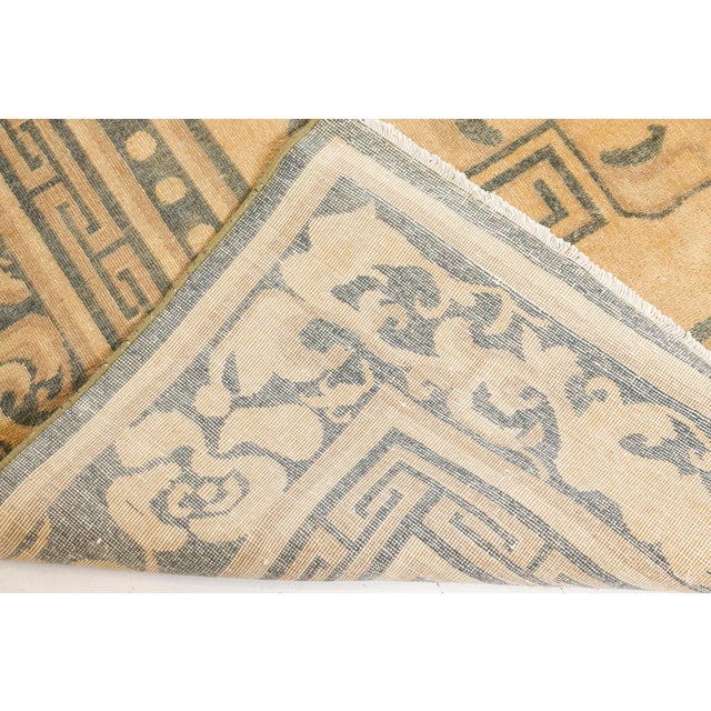 High-quality 1930s Indian Golden Yellow Handmade Wool Rug For Sale - Image 4 of 8