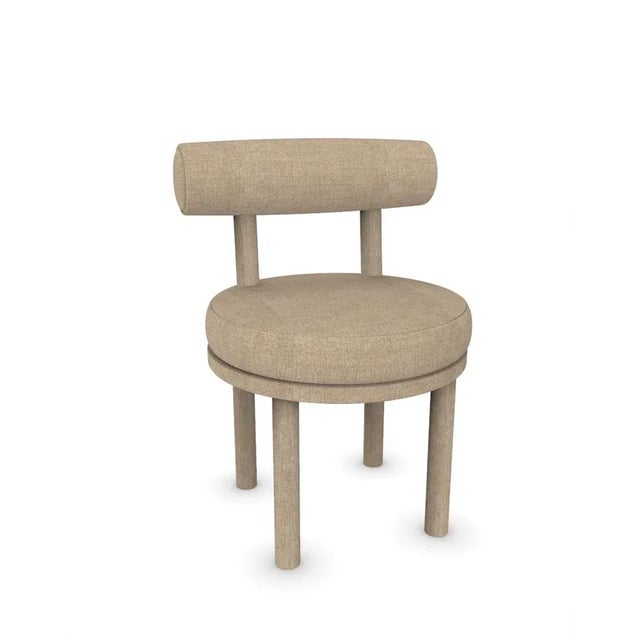 A chair that mixes both modern and classical design approaches. Designed to hug the body, durable and solid chair features...