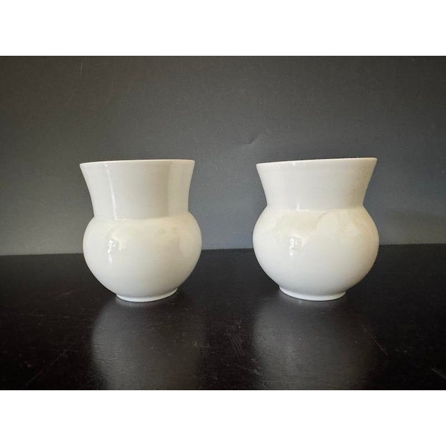 Asian Pair of Porcelain Tea Cups by Park Young Sook For Sale - Image 3 of 6
