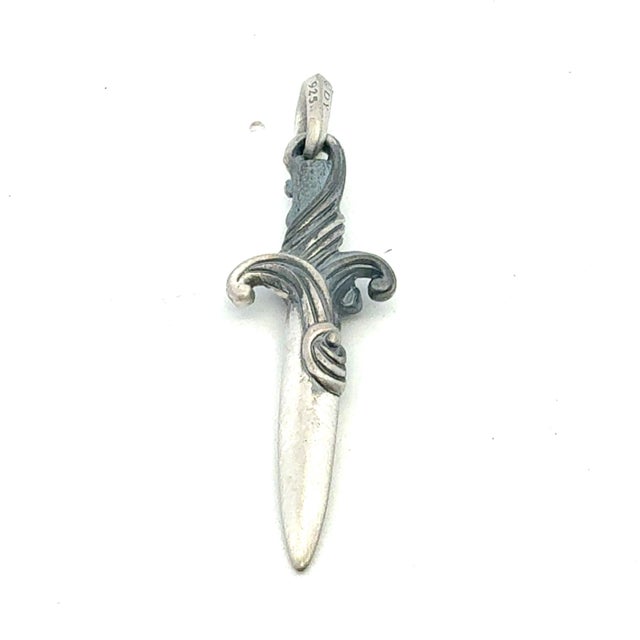 Authentic David Yurman Dagger Amulet Pendant Sterling Silver Estate DY699 Retail: $549.00 This elegant Authentic David...