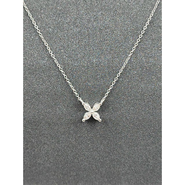 Modern 0.25 Ct Marquis Flower Diamond Pendant For Sale - Image 3 of 8