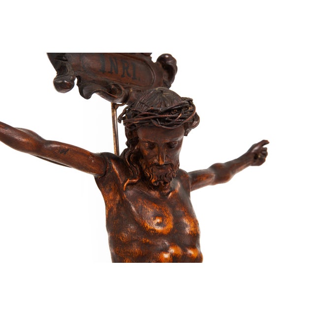 18th Century Finely Carved Boxwood Corpus Christi on Stand For Sale - Image 10 of 18