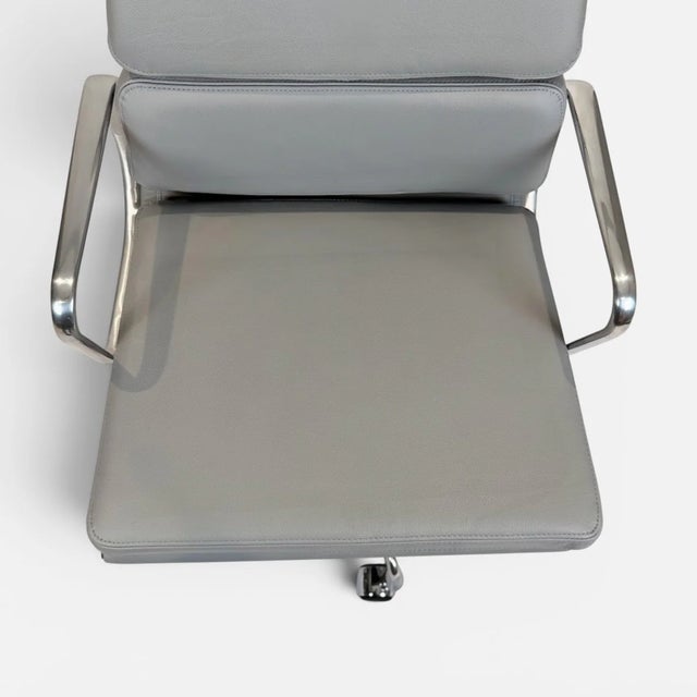 Metal Herman Miller Eames Soft Pad Management Chair - Gray Leather For Sale - Image 7 of 10