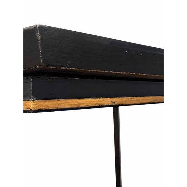 1930s–1940s Vintage Chinoiserie Black & Gilt Tray Table For Sale - Image 4 of 18