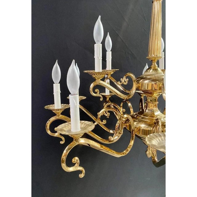 English Victorian Style Brass Chandelier, 15 Arms For Sale In New York - Image 6 of 12