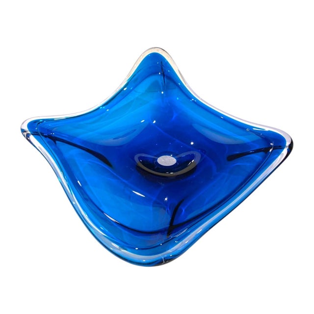 Large Stingray Glass Centerpiece Bowl 21" Oversize Blue Nautical Coastal Decor For Sale - Image 11 of 18
