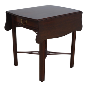 Henkel Harris Spnea Chippendale Mahogany Pembroke Table